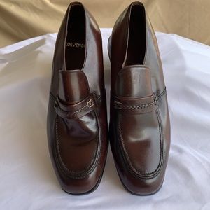 Weyenberg Shoes.    NWOT